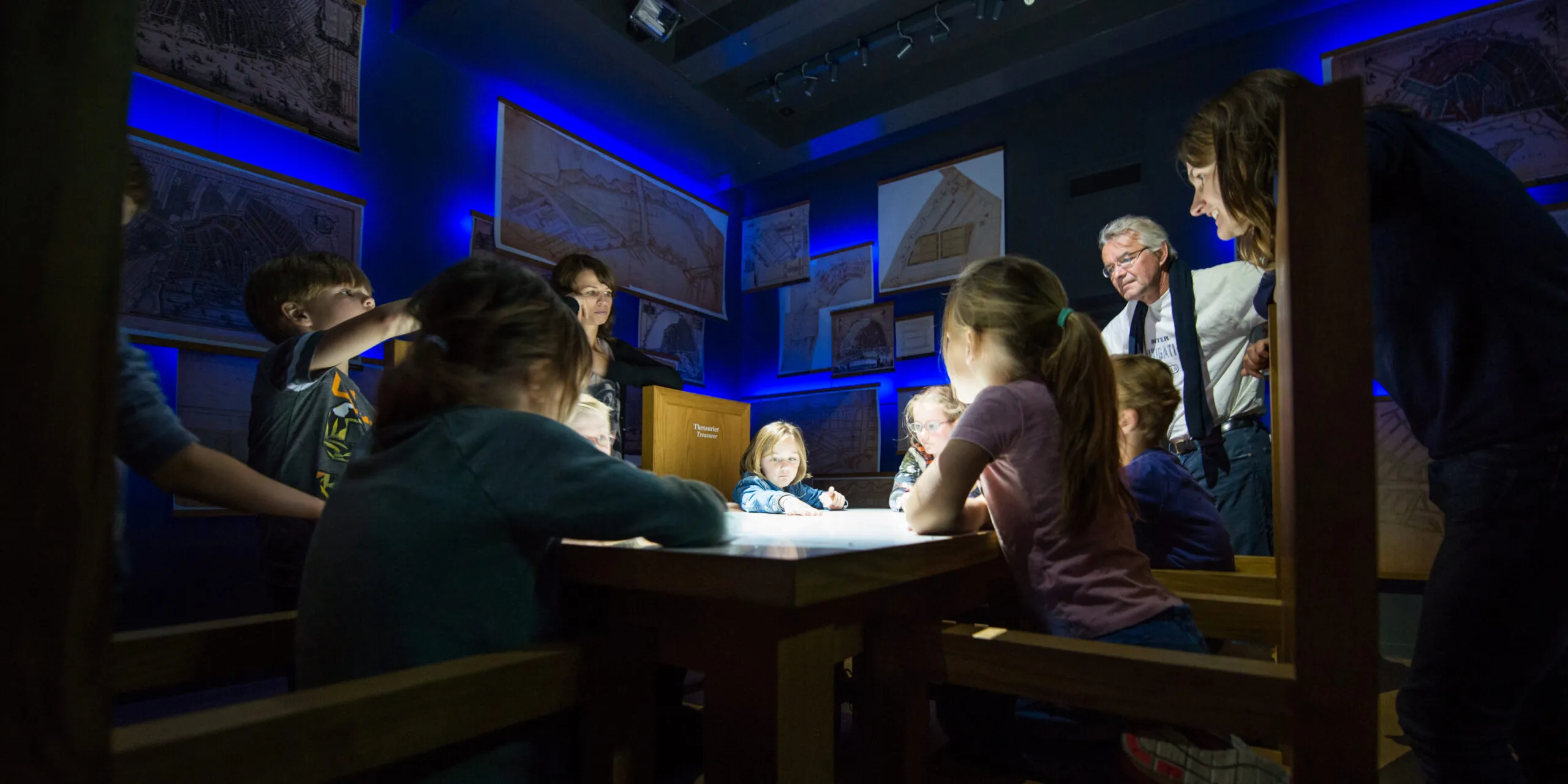 Grachtenmuseum schoolbezoek audiogids foto Merijn Soeters